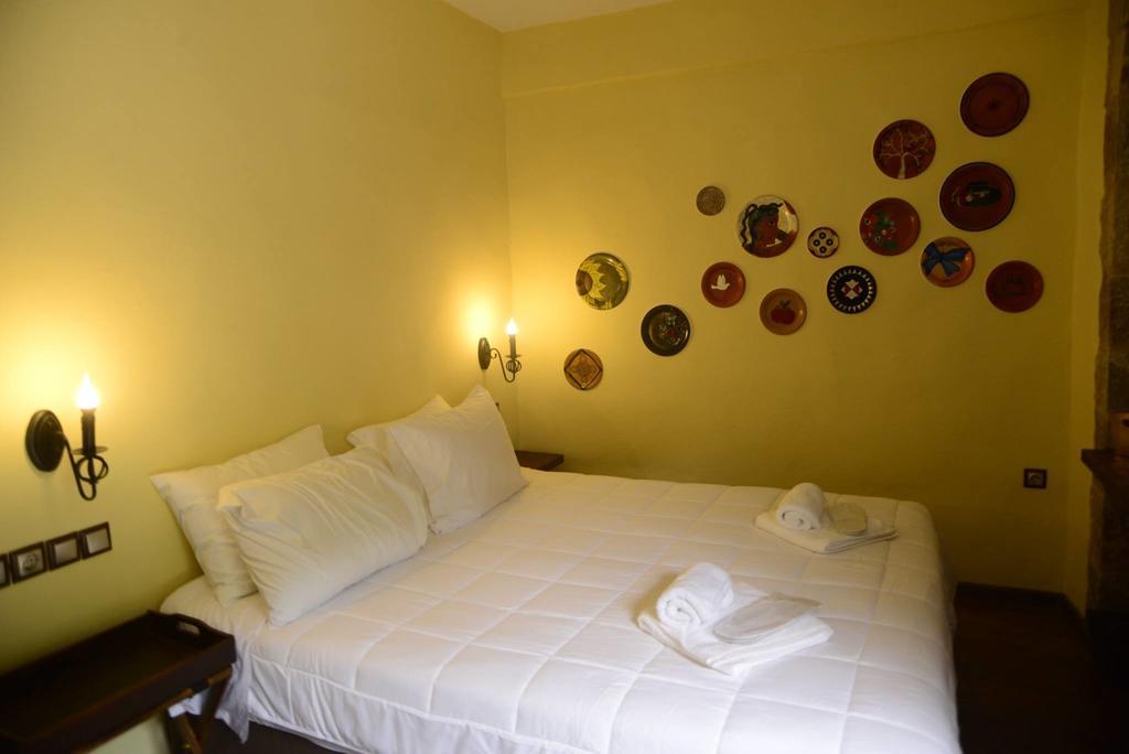 Messana Hotell Messíni Exteriör bild