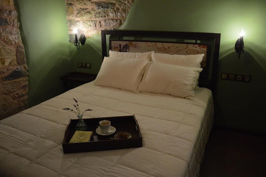 Messana Hotell Messíni Exteriör bild