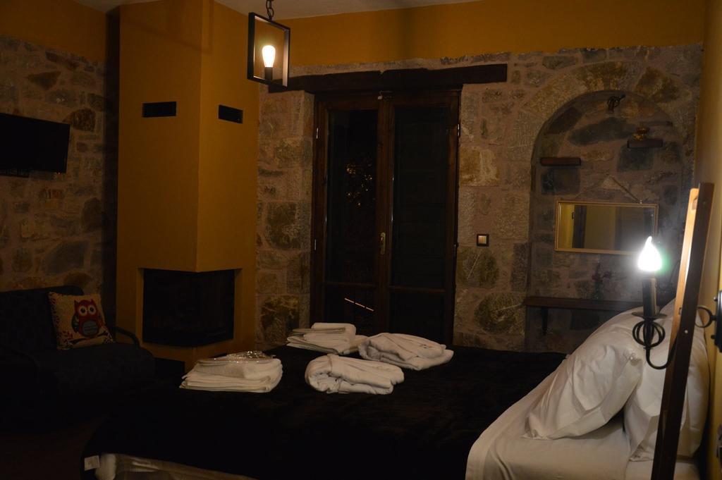 Messana Hotell Messíni Exteriör bild
